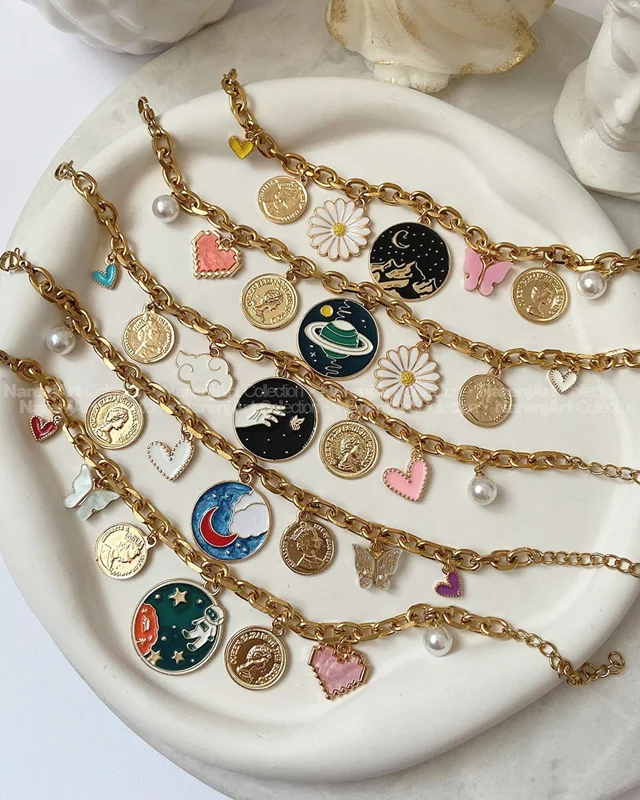 کالکشن دستبندهای چارم ط